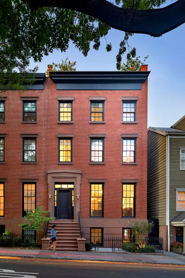 06location-brooklyn-slide-SJTT-articleLarge warm cozy home